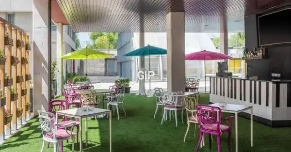 Terrasse von Wohnungen zur Miete in Madrid mit Klimaanlage, Heizung und Parkett