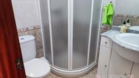 Bathroom of House or chalet for sale in Castro-Urdiales  with Terrace and Balcony