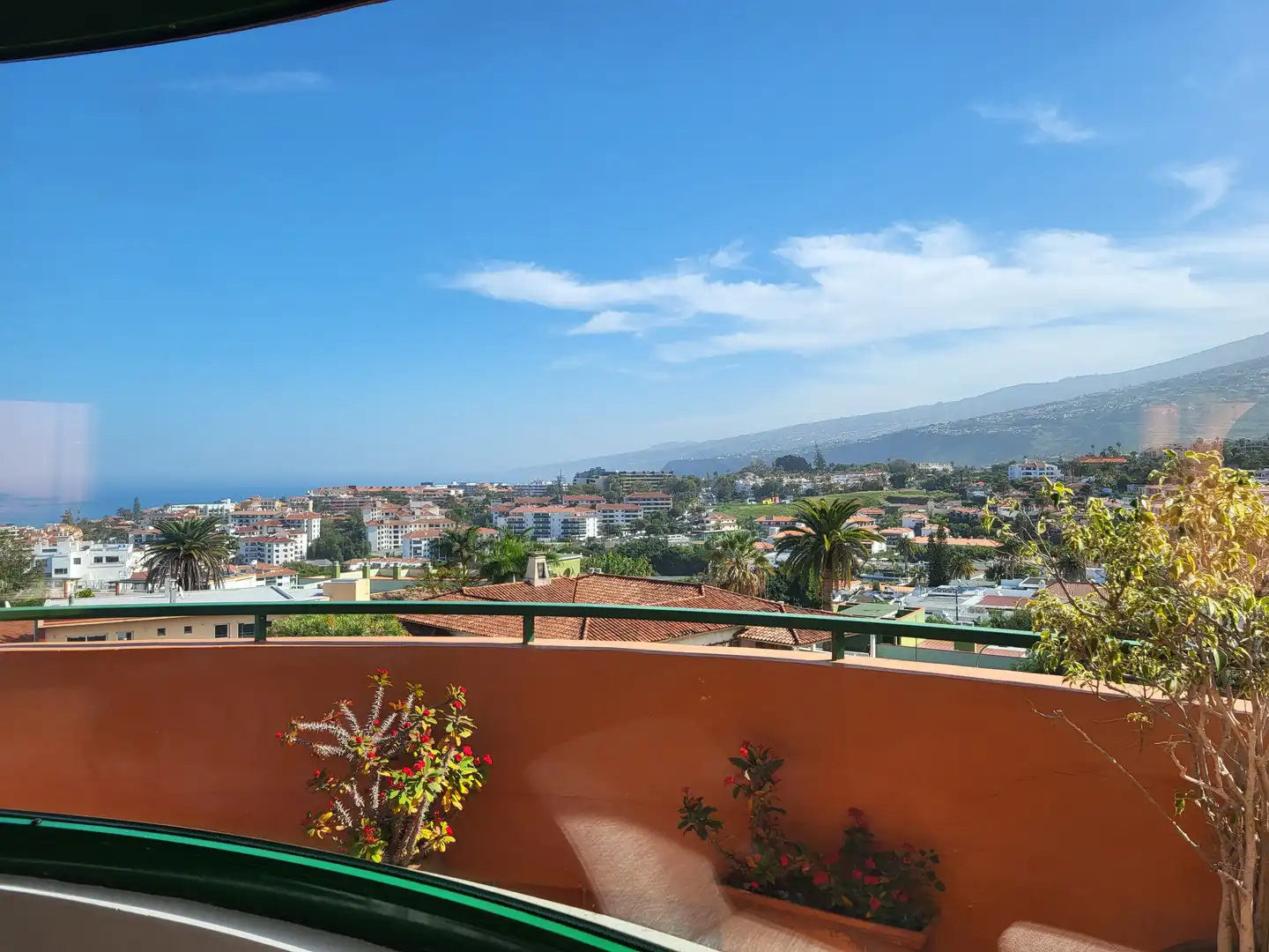 Vista exterior de Ático de alquiler en Puerto de la Cruz con Aire acondicionado, Terraza y Trastero