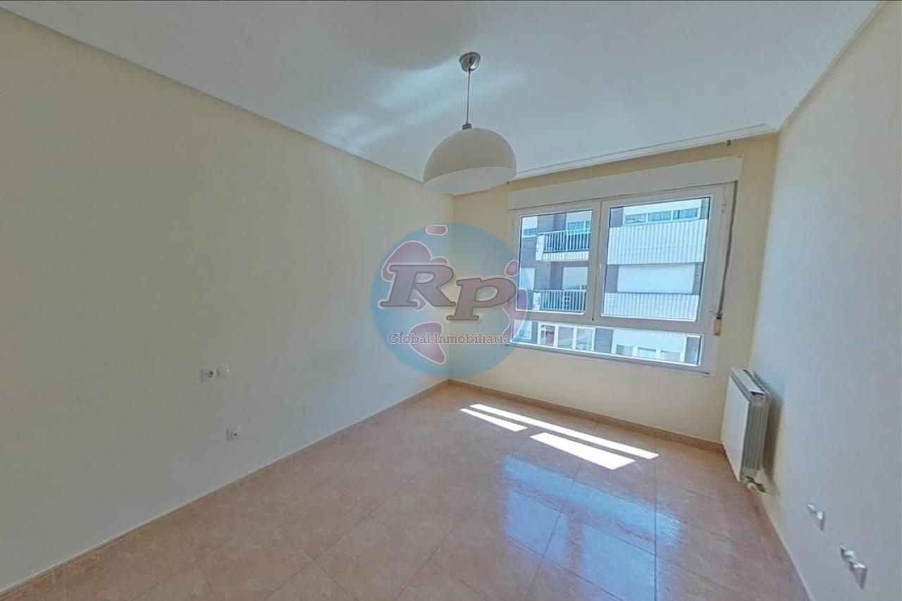 Apartment for sale in Bembibre