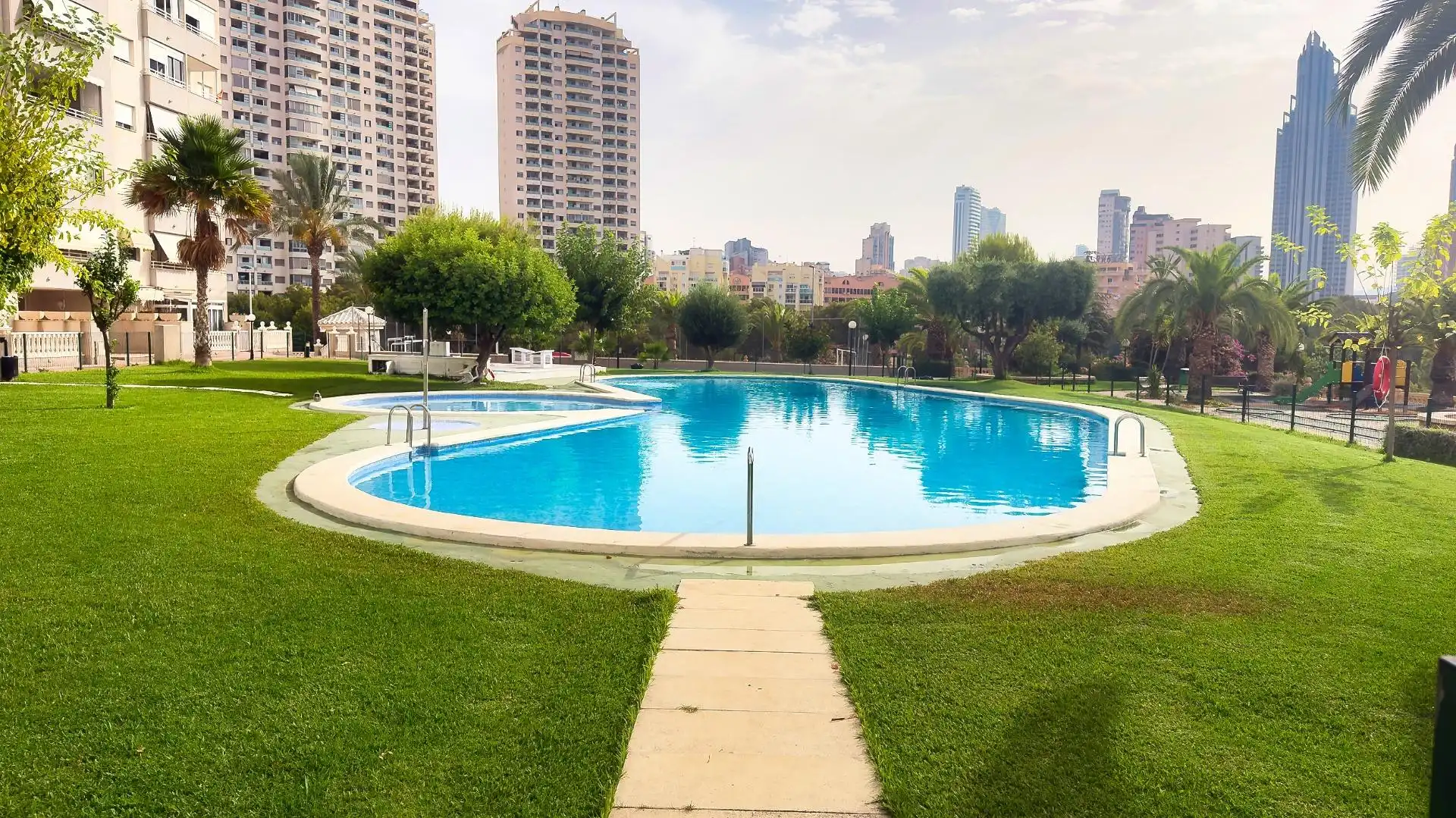 Piscina de Piso en venta en Villajoyosa / La Vila Joiosa con Trastero y Piscina comunitaria