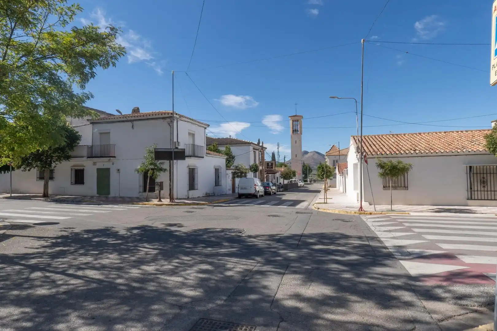 Vista exterior de Casa o chalet en venta en Albolote con Terraza y Balcón