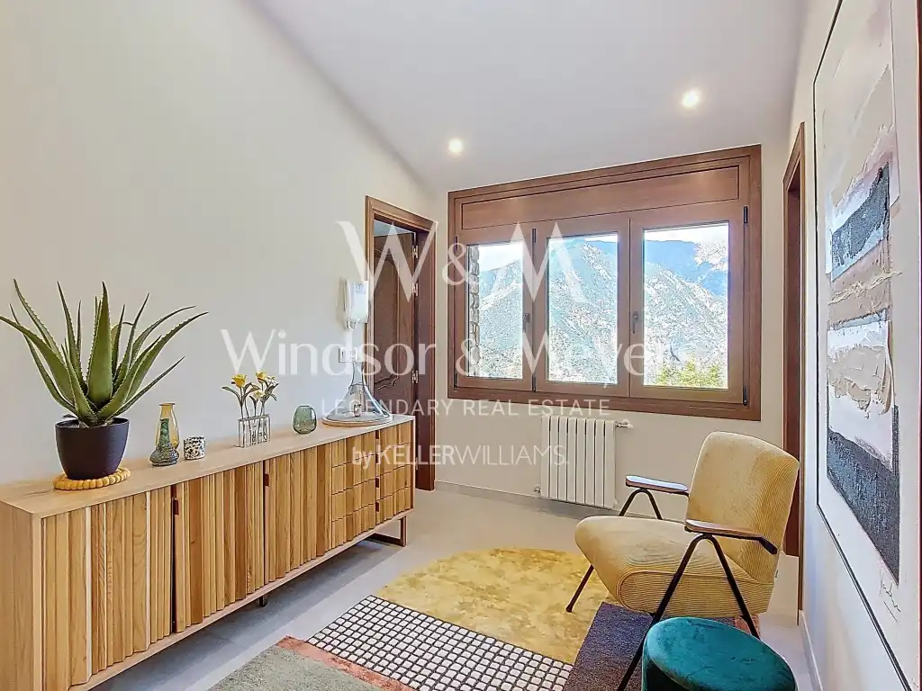 Sala de estar de Casa o chalet en venta en Sant Julià de Lòria con Balcón