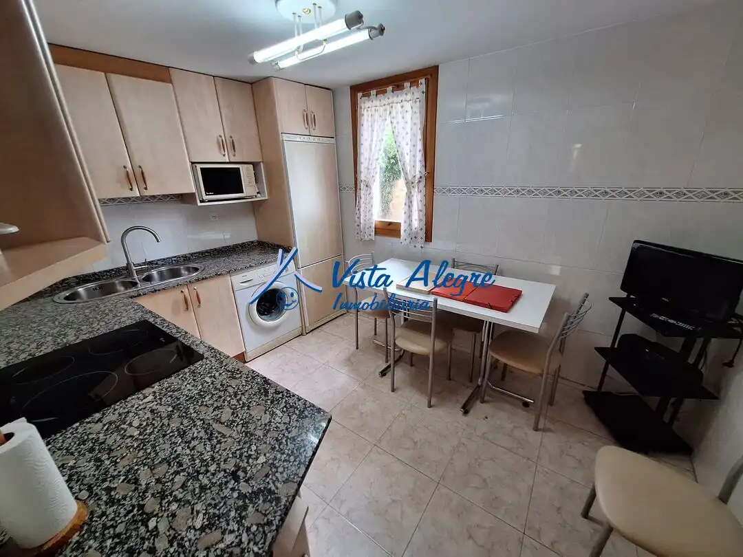 Cocina de Casa o chalet en venta en Ollauri con Calefacción, Trastero y Amueblado