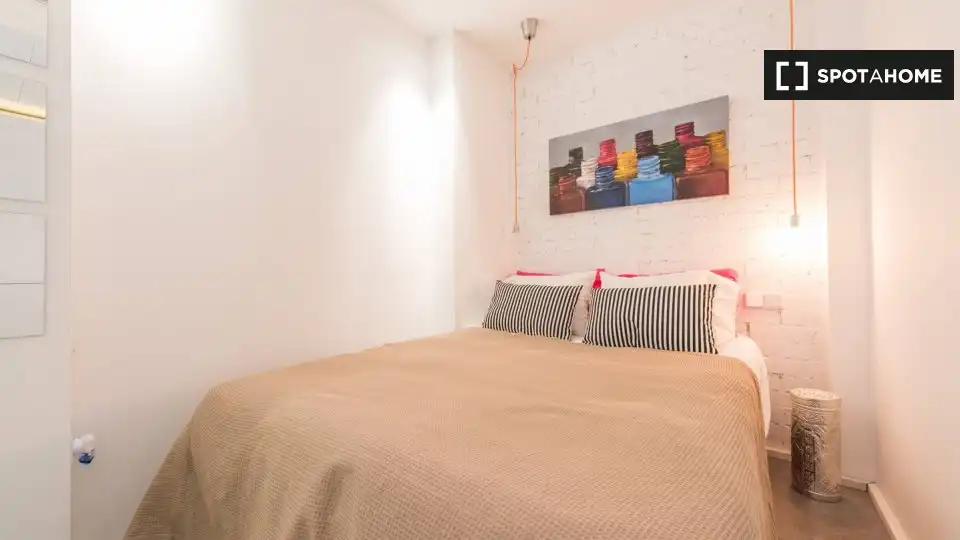 Room in Castellana