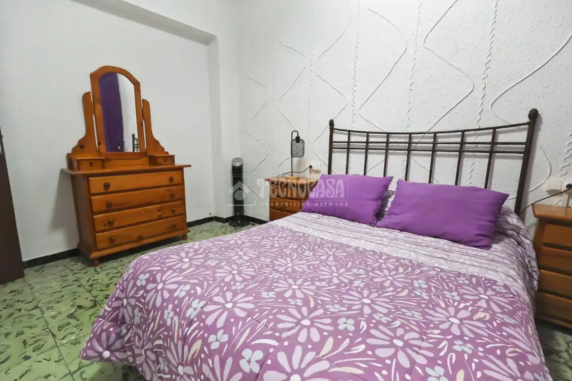 Schlafzimmer von Wohnung zum Verkauf in Sagunto / Sagunt mit Balkon