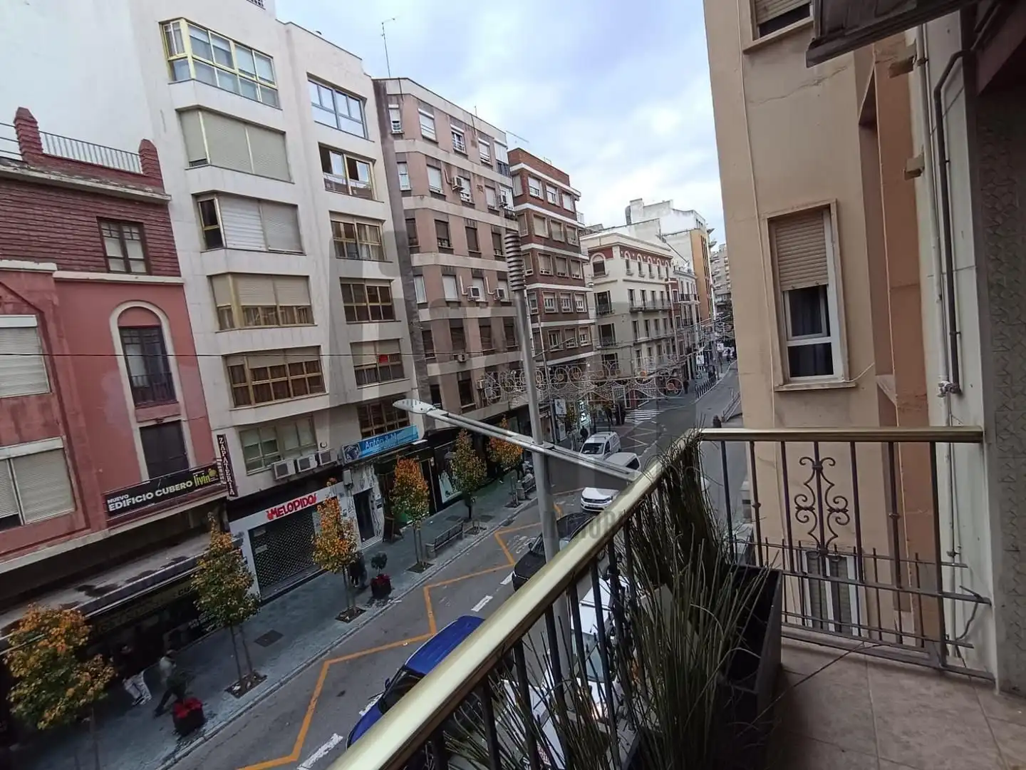 Außenansicht von Wohnung zur Miete in Jaén mit Klimaanlage, Terrasse und Möbliert