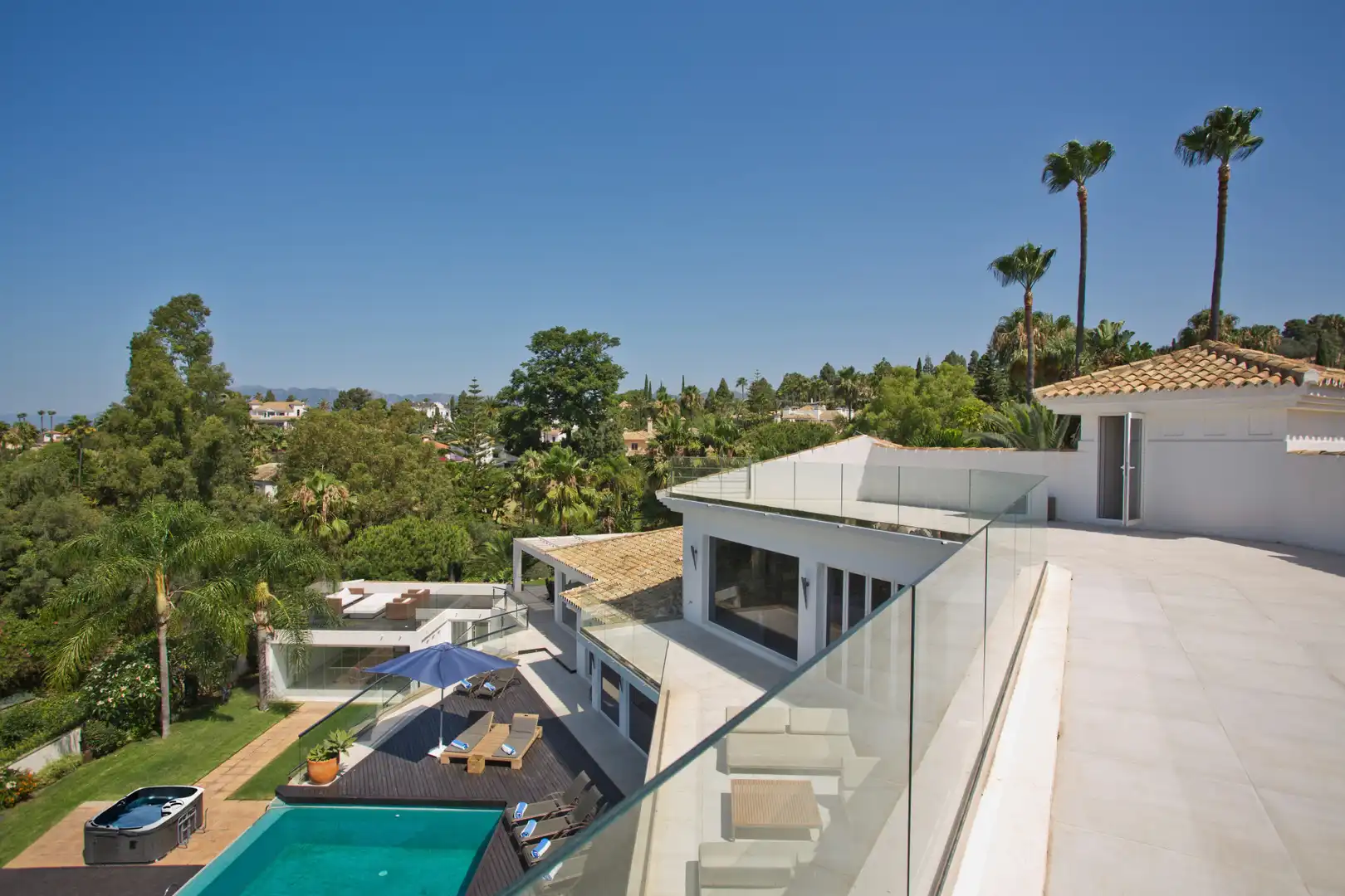 Terraza de Casa o chalet de alquiler en Elviria - Cabopino