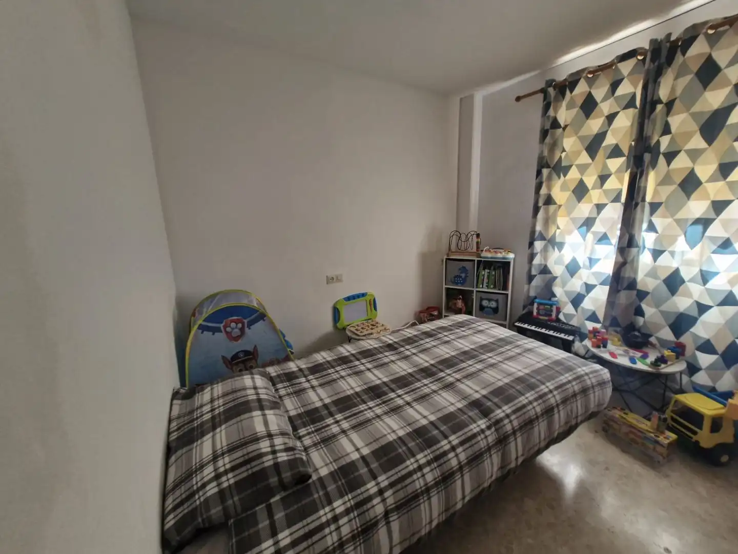 Schlafzimmer von Wohnung zum Verkauf in La Línea de la Concepción