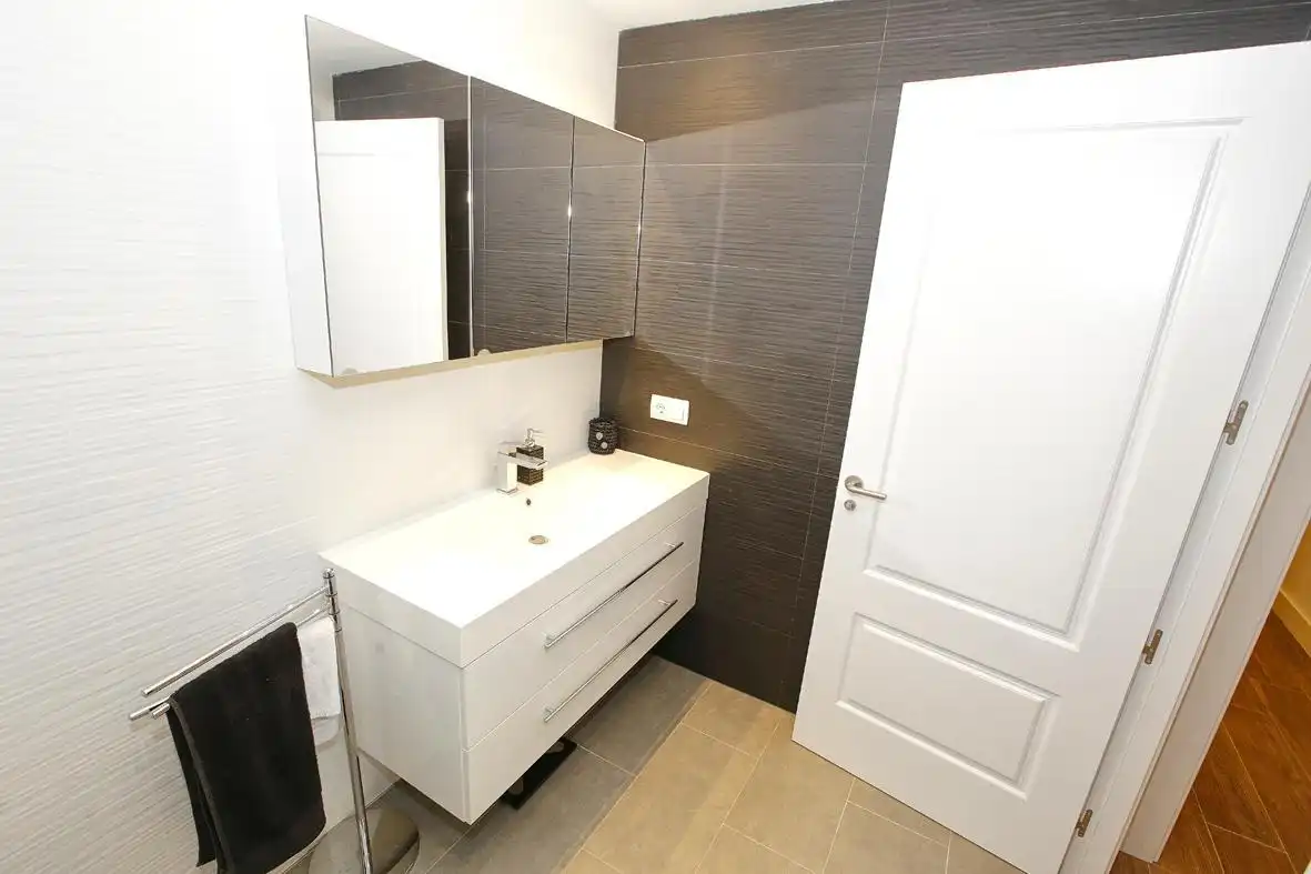 Baño de Casa adosada en venta en Alcanar con Calefacción, Jardín privado y Terraza