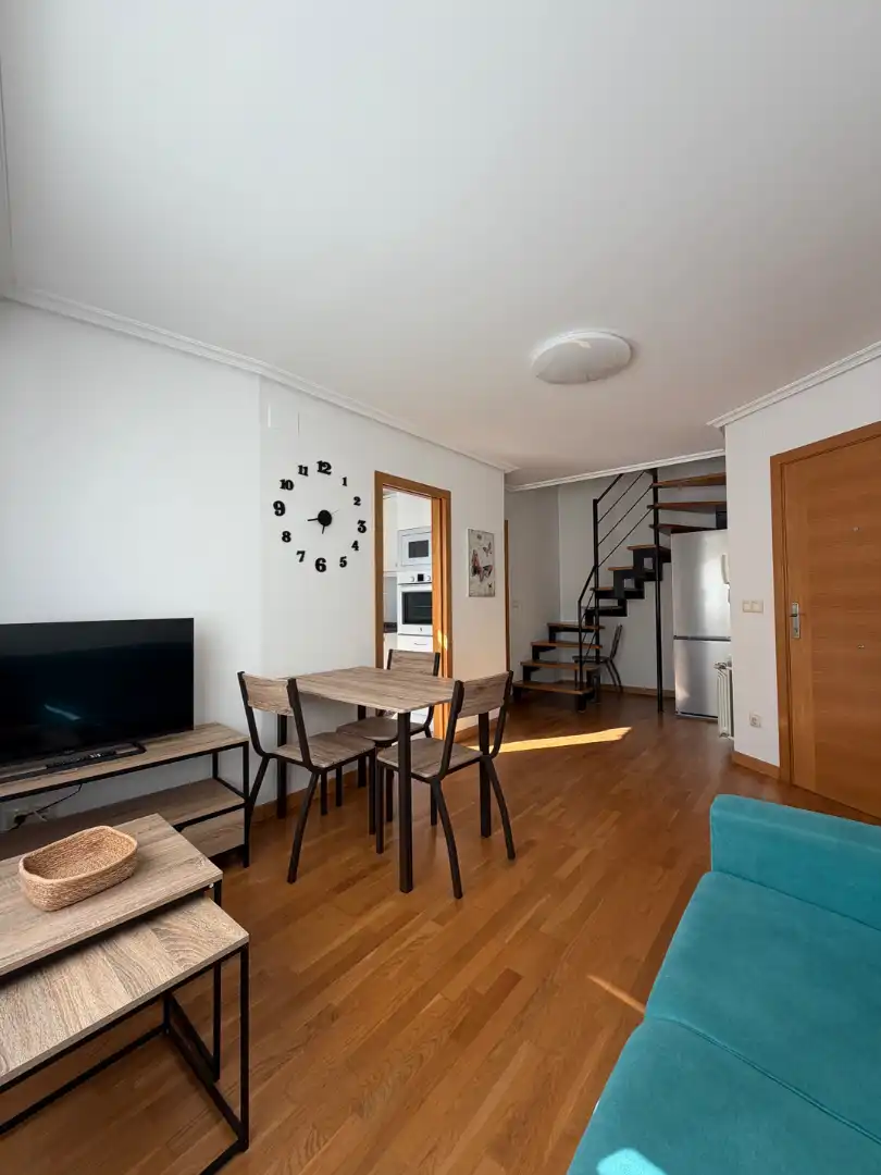 Maisonette mit Terrasse zur Miete in Universidad