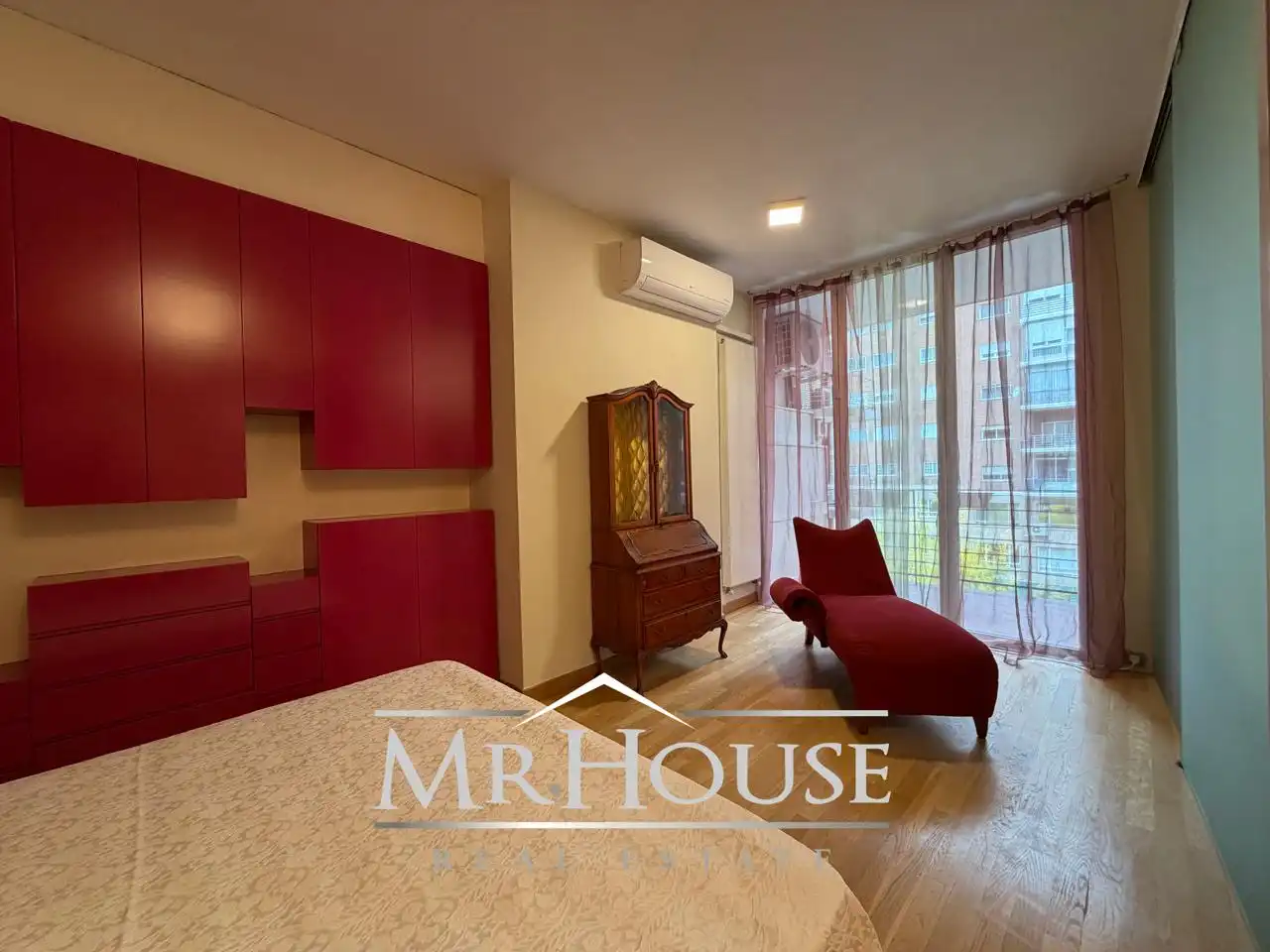 Habitación de Piso de alquiler en Madrid con Aire acondicionado, Calefacción y Jardín privado