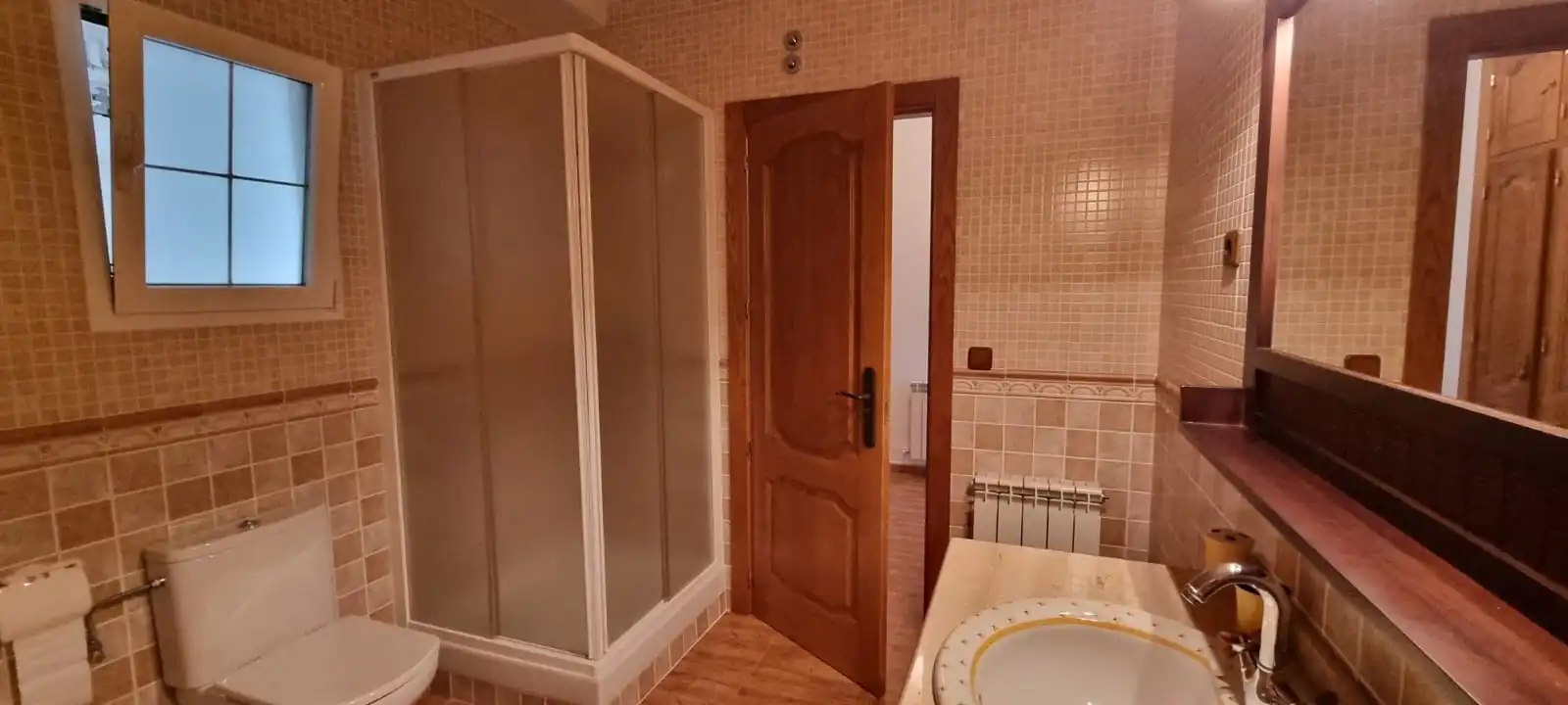 Bany de Casa o xalet en venda en Moralzarzal amb Aire condicionat, Calefacció i Jardí privat