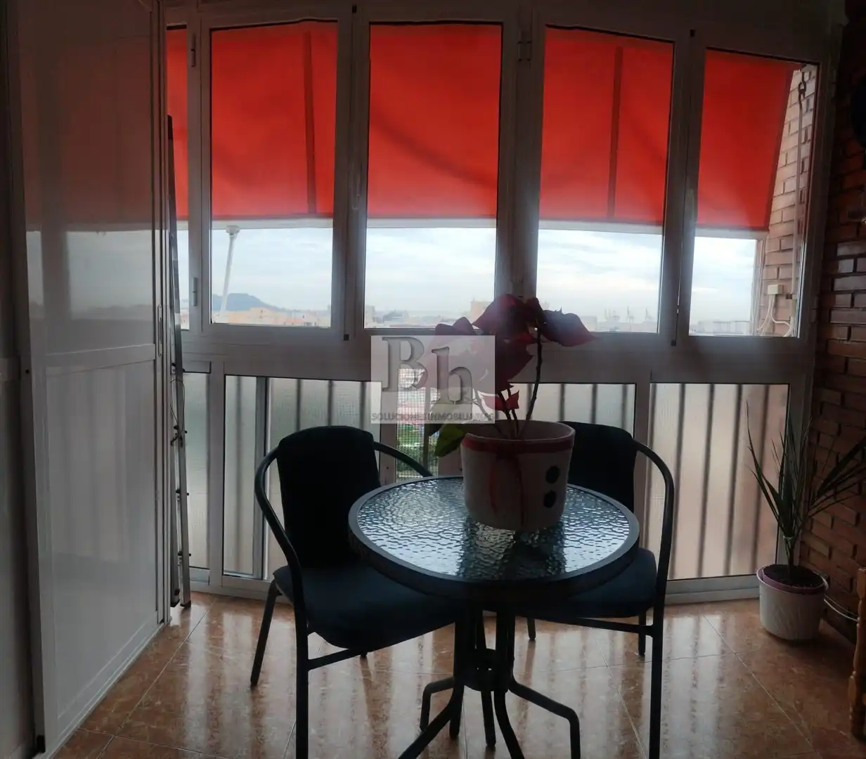 Flat for sale in Calle ENCARNACION FONTIVEROS, La Florida - Parque Norte