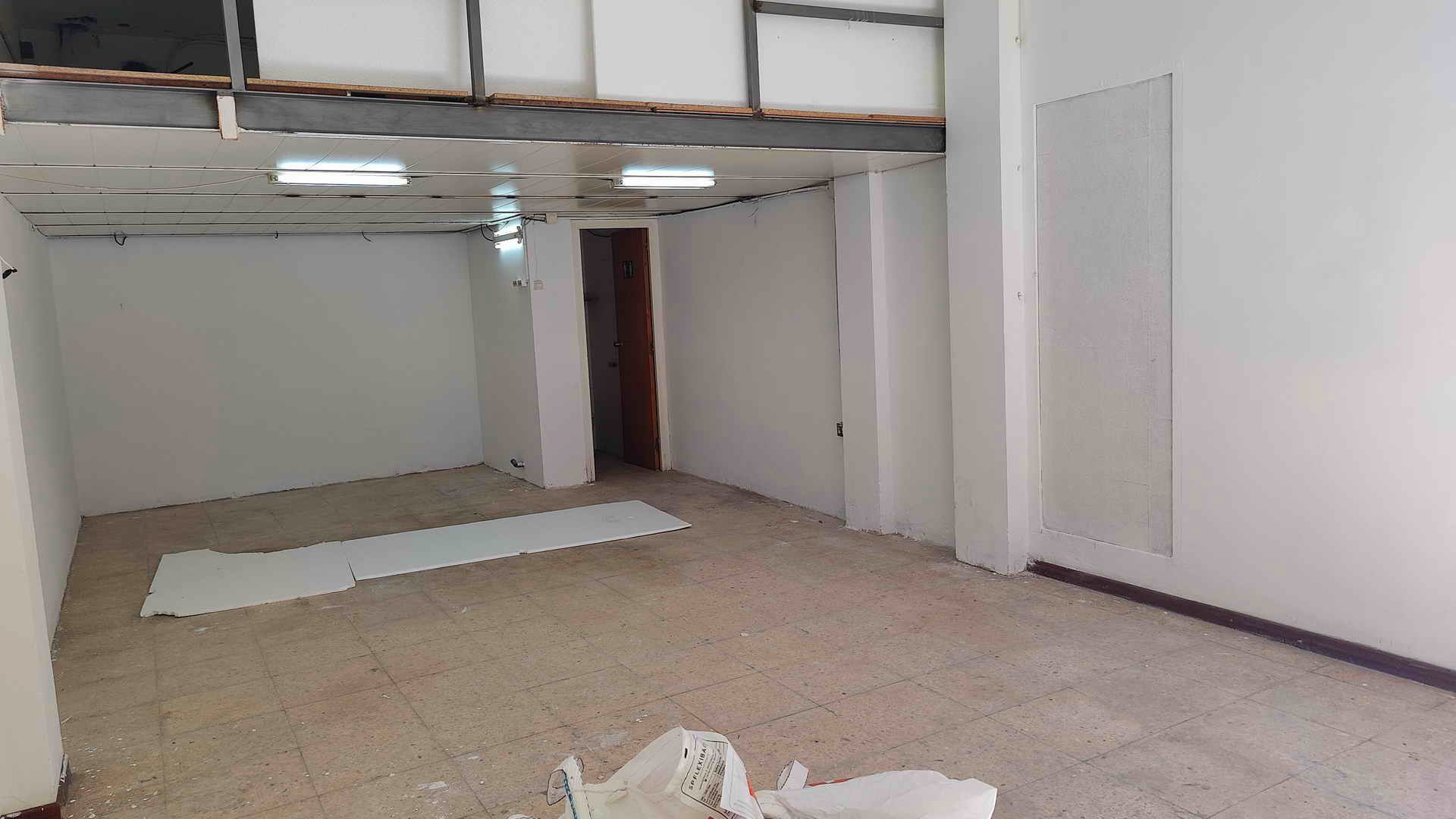 Local de alquiler en Vallirana