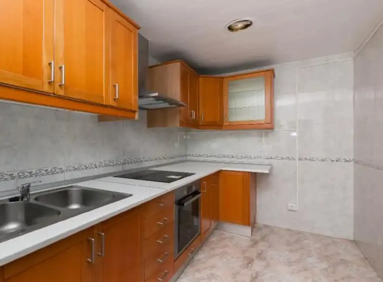 Cocina de Piso en venta en El Prat de Llobregat