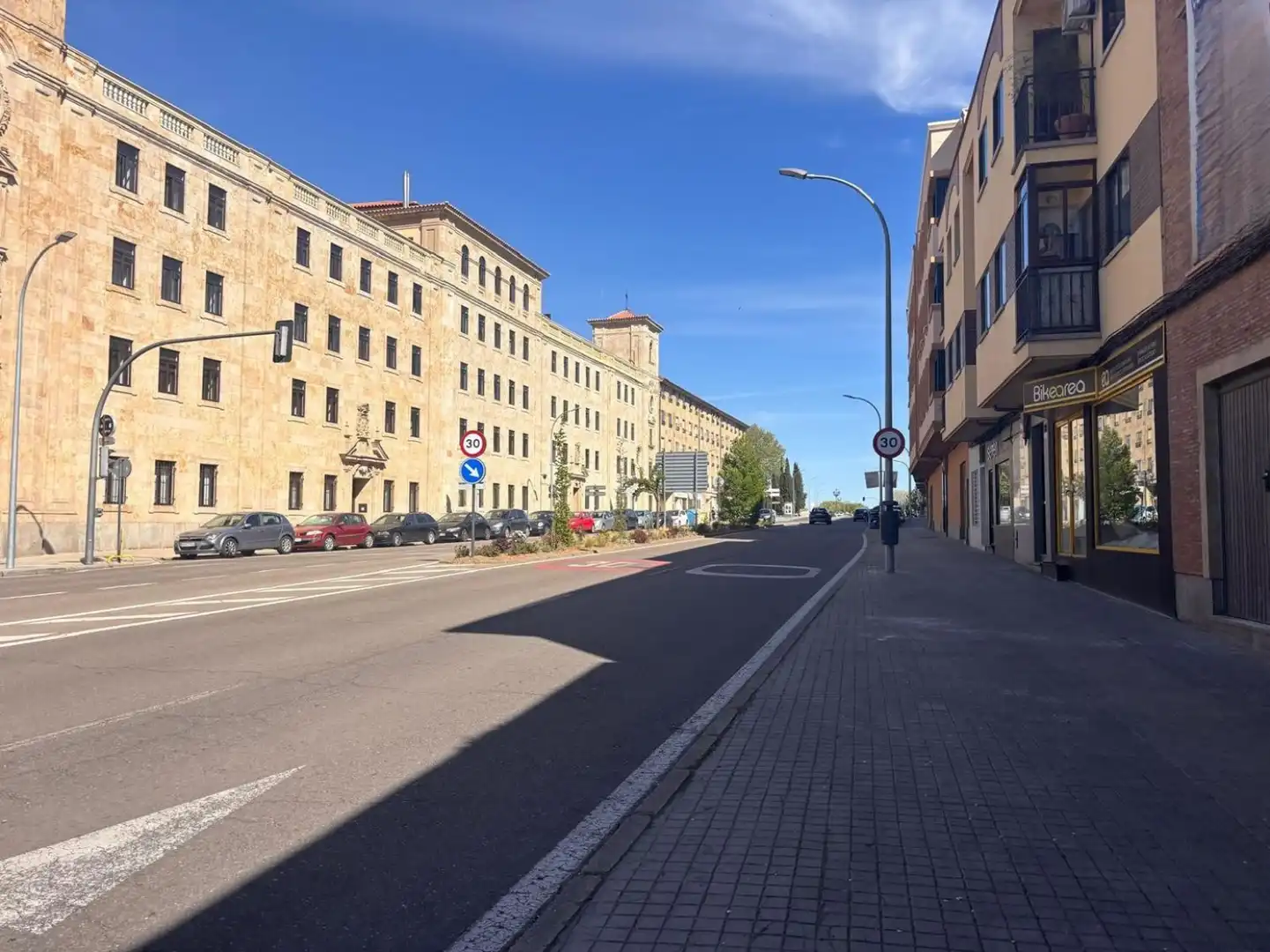 Außenansicht von Wohnung zum Verkauf in Salamanca mit Abstellraum