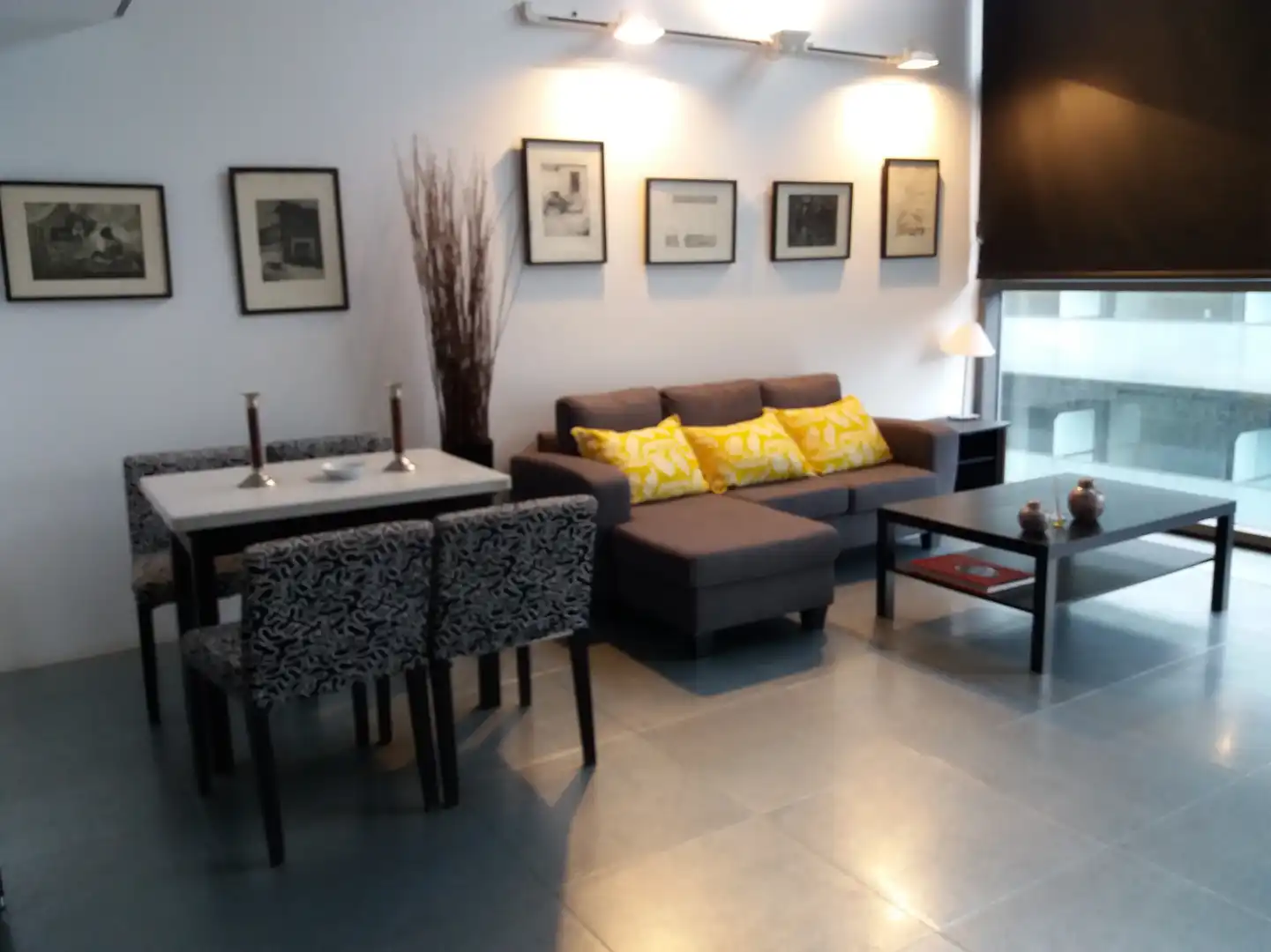 Sala d'estar de Pis de lloguer en Alcalá de Henares amb Aire condicionat, Calefacció i Moblat