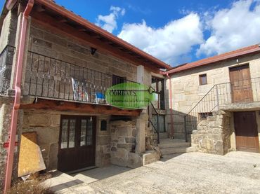 Casa con balcón en venta en Vilamarín