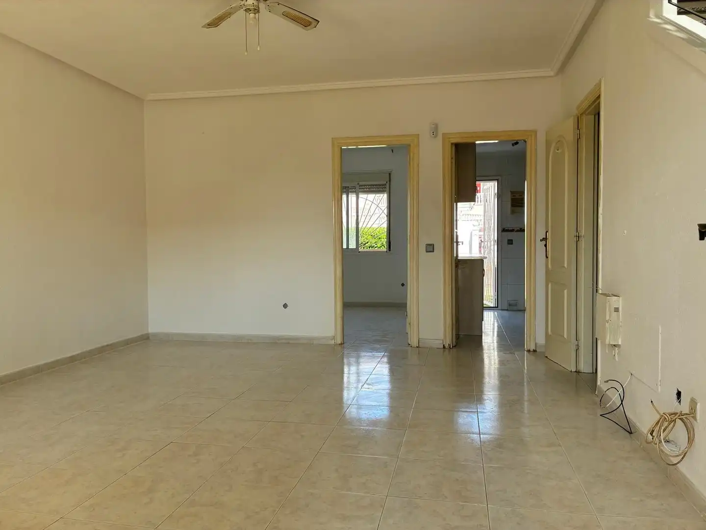 Haus oder Chalet zum Verkauf in Benijófar mit Privatgarten und Gemeinschaftspool