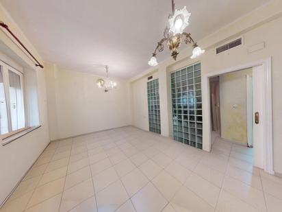 Flat for sale in  Sevilla Capital  with Terrace and Storage room