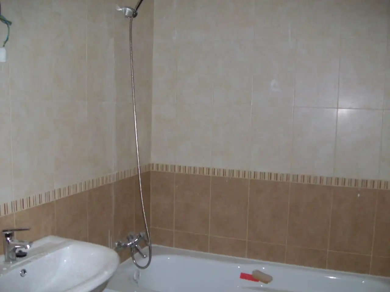 Bany de Planta baixa en venda en Tudela de Duero amb Calefacció, Parquet i Traster
