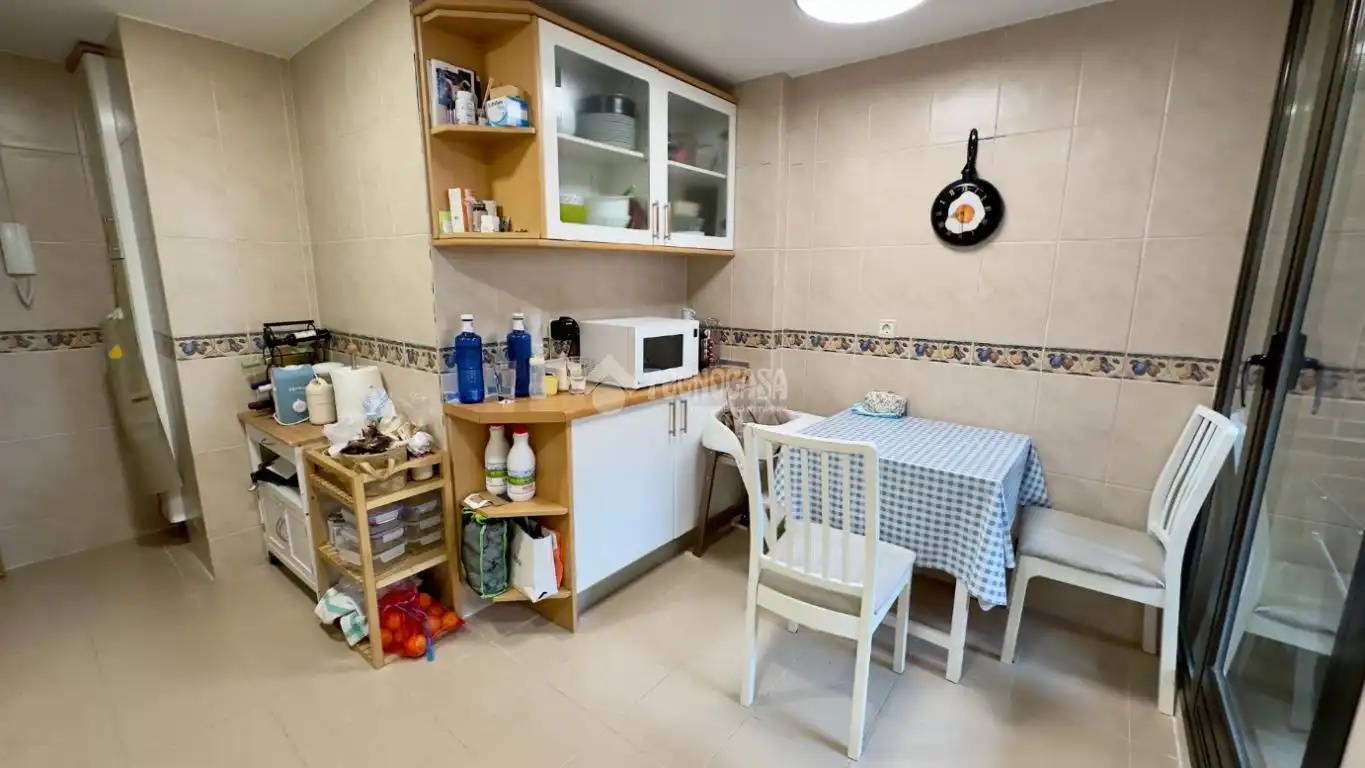 Cocina de Piso en venta en Boadilla del Monte con Calefacción