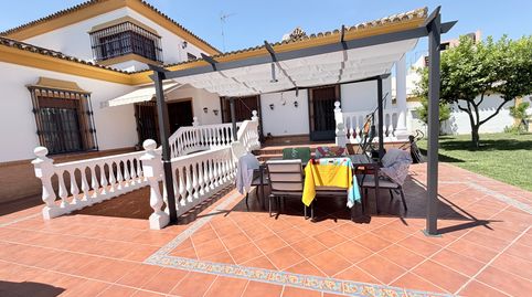 Foto 3 de Casa o xalet en venda a Calle Antonio Pérez, Avenida Juan Diego, Bormujos