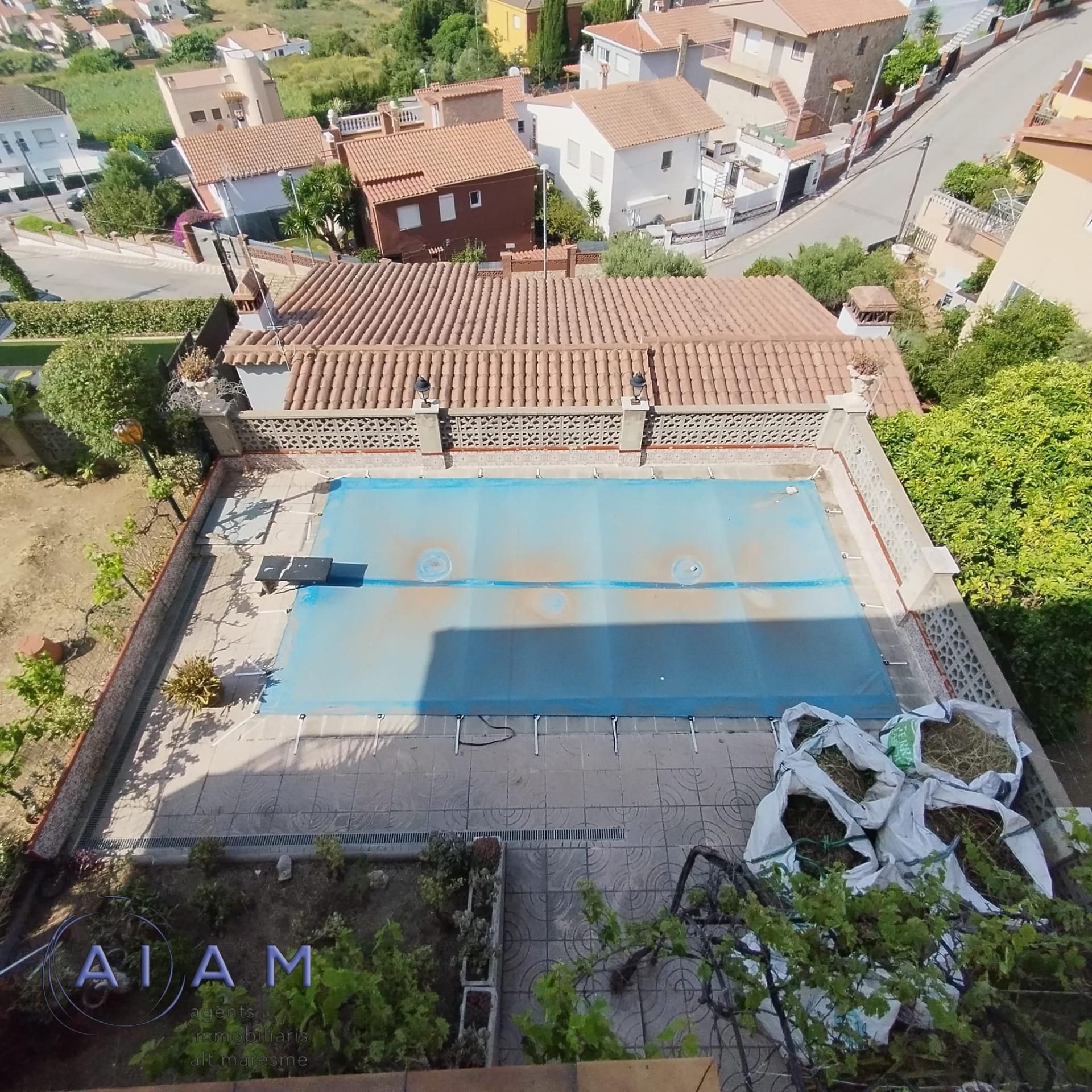Swimming pool of House or chalet for sale in Pineda de Mar  with Private garden, Terrace and Storage room
