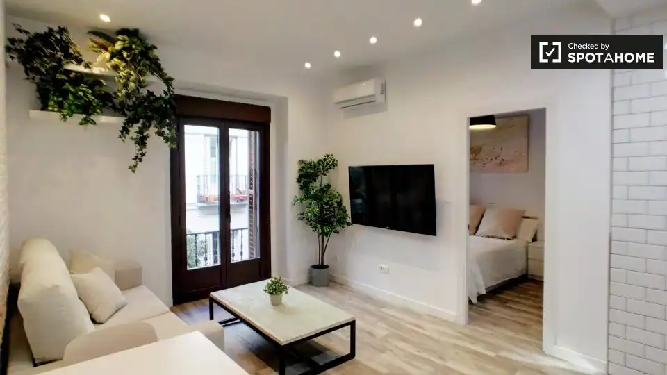 Piso con terraza en alquiler en Centro