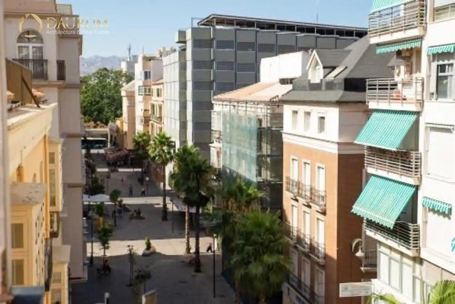 Local comercial en venta en Martínez Campos, imagen 2