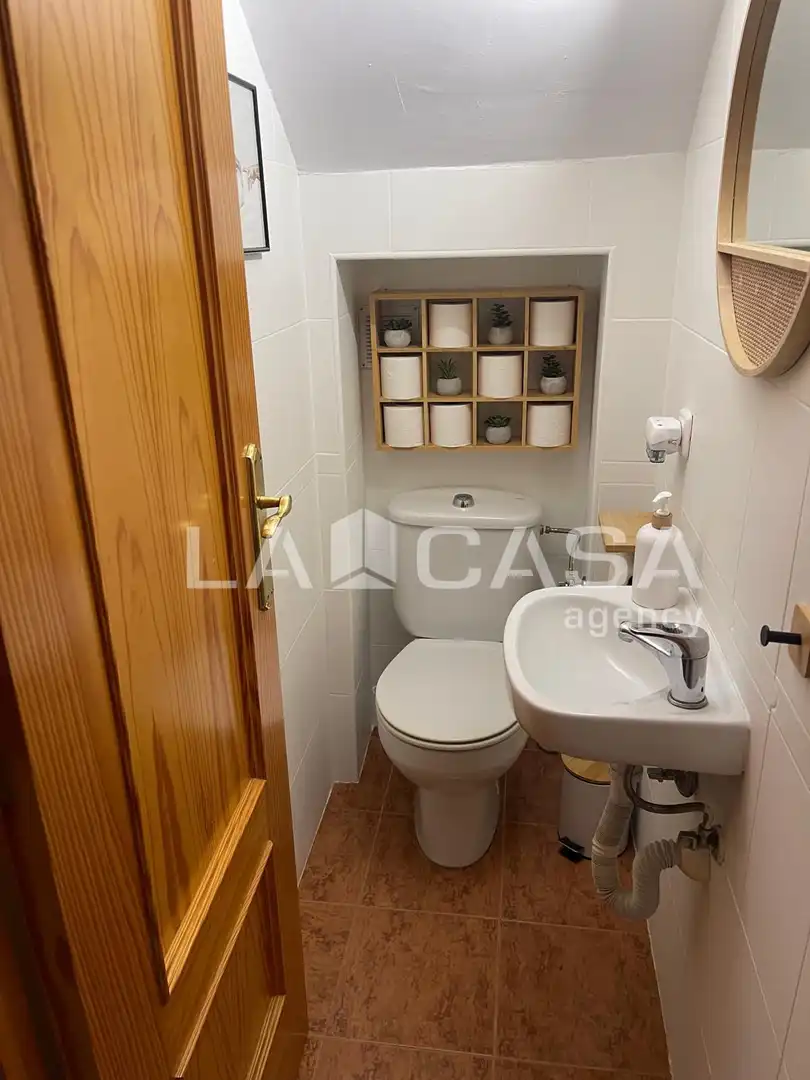 Bathroom of Houses for sale in La Línea de la Concepción  with Storage room and Balcony