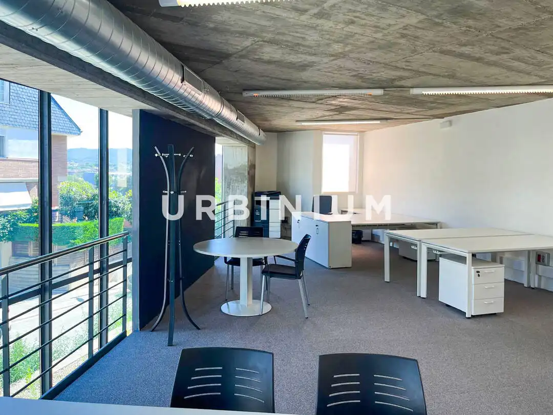 Oficina en venda en Girona