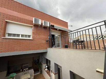 Vista exterior de Casa o xalet en venda en Viladecavalls amb Aire condicionat, Calefacció i Terrassa