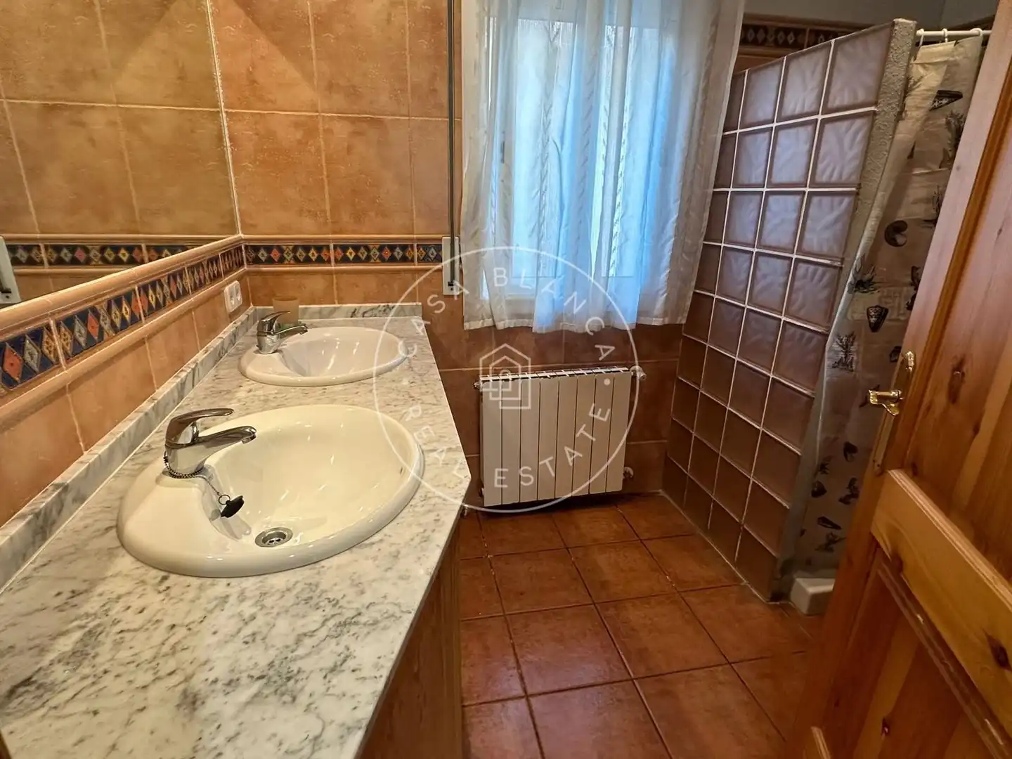 Bathroom of Houses for sale in Lloret de Mar  with Air Conditioner, Heating and Private garden