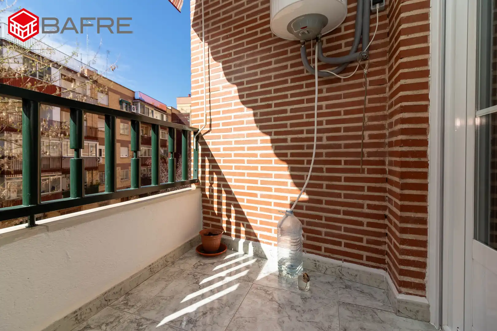 Exterior view of Flat for sale in Valdemoro  with Air Conditioner and Terrace
