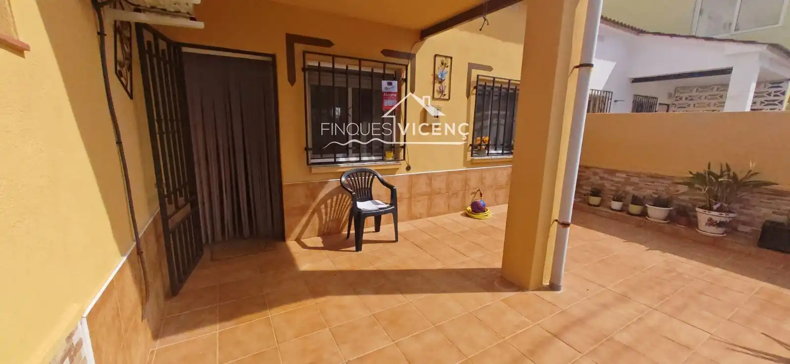 Casa adosada en venta en Verge de Montserrat, Albinyana