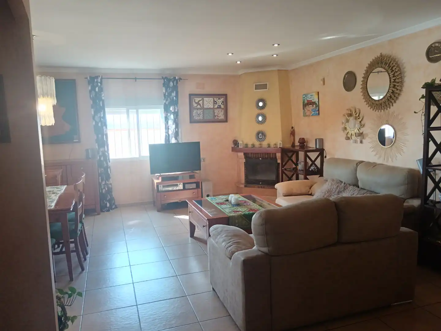 Living room of Houses for sale in Castellón de la Plana / Castelló de la Plana  with Air Conditioner, Heating and Private garden