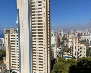 Vista exterior de Apartament de lloguer en Benidorm amb Aire condicionat, Terrassa i Balcó