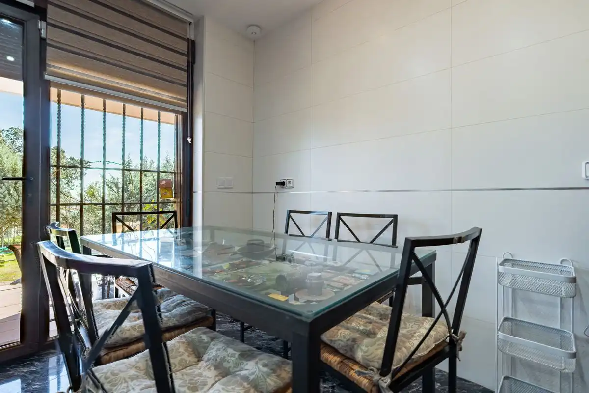 Chalet con terraza en venta en Pino Alto - Navarredonda, imagen 8