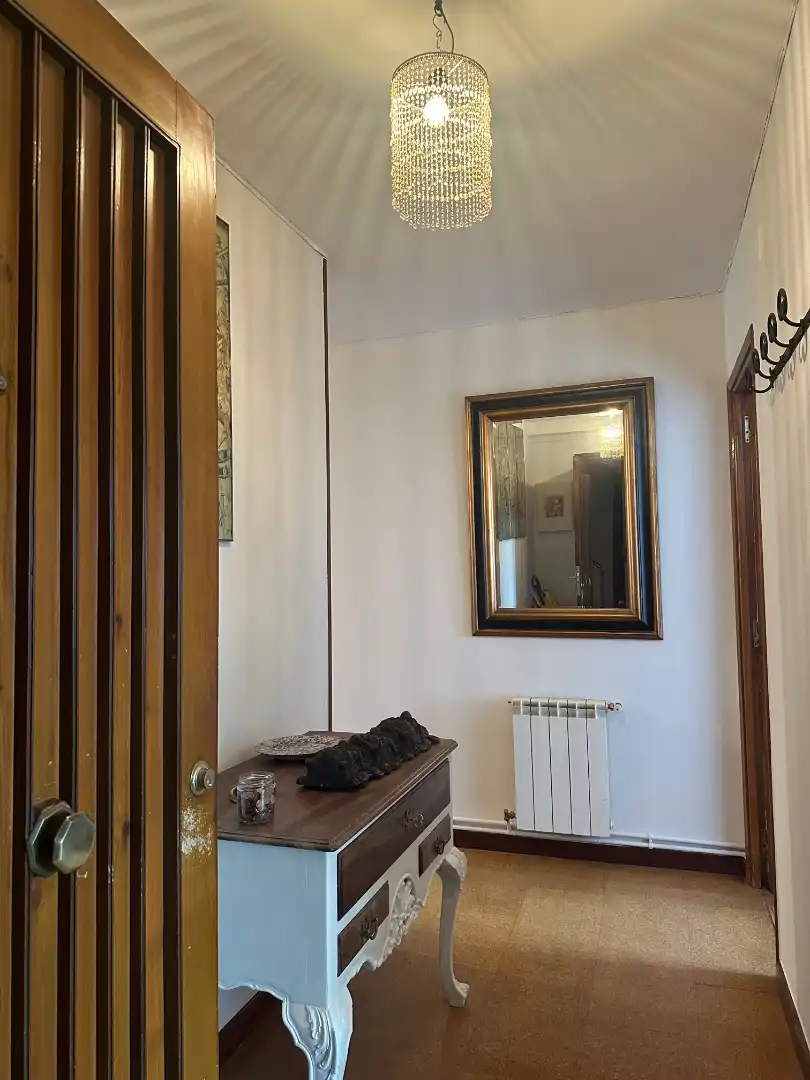Flat for rent in Santiago de Compostela   with Heating, Parquet flooring and Furnished