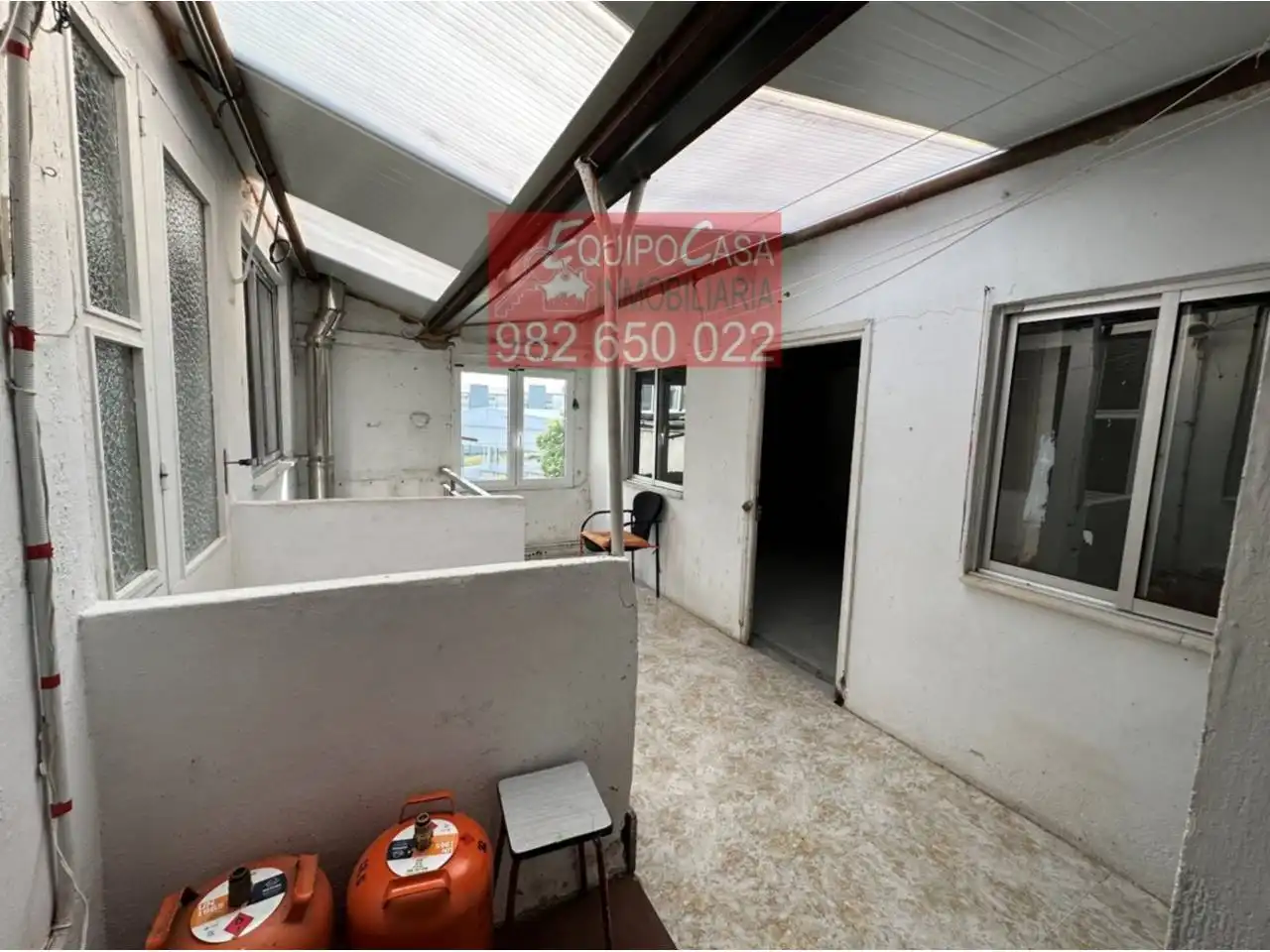 Casa adosada en venta en Lugo con Calefacción, Terraza y Amueblado