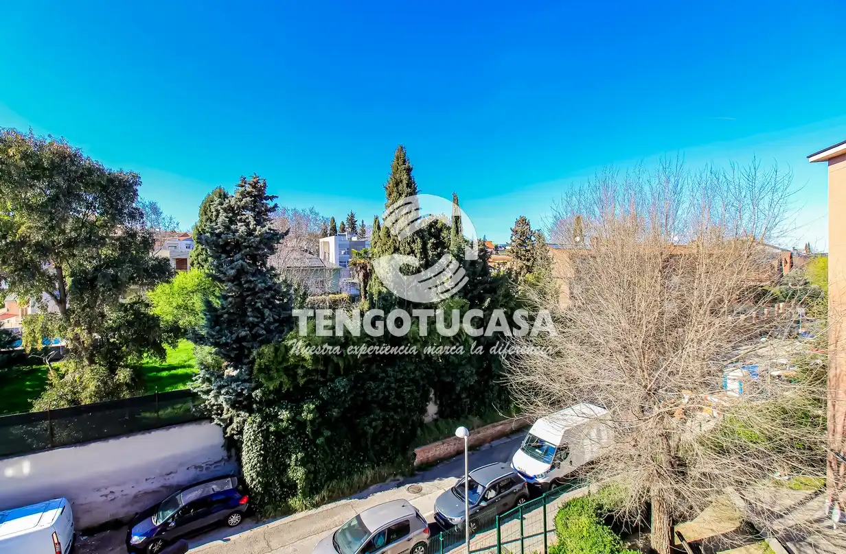 Piso en venta en Calle del Ángel de la Guarda, Canillejas