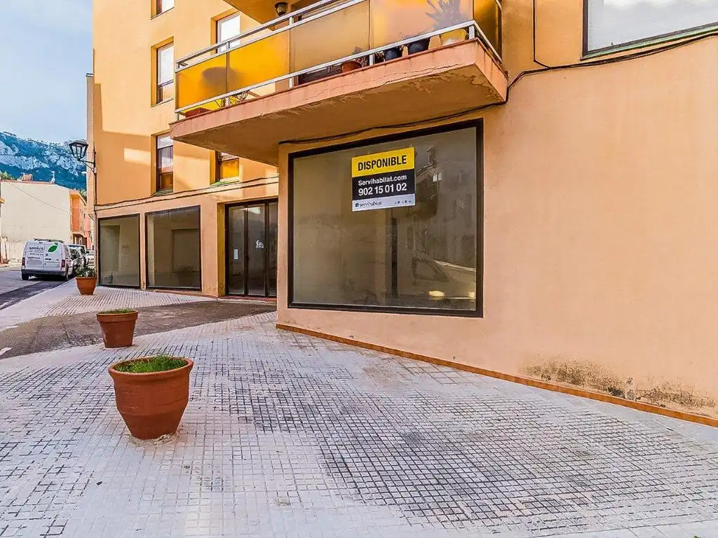 Gewerbefläche zum Verkauf in Carrer Pau Casals 17, imagen 4