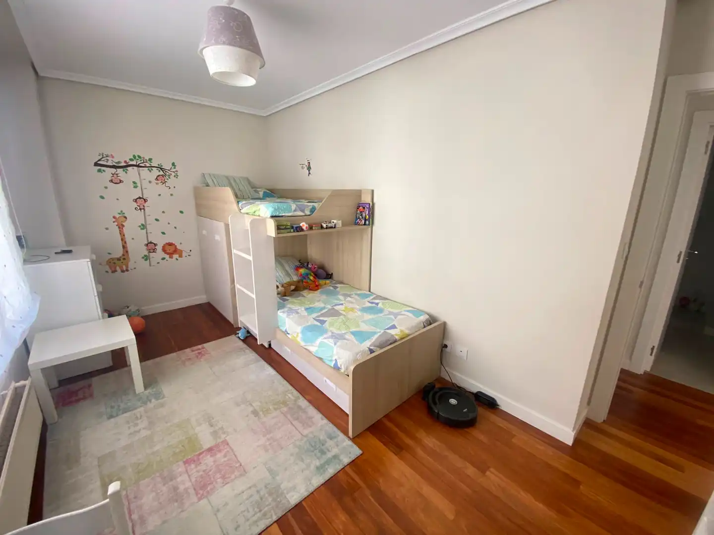 Bedroom of Flat for sale in Castro-Urdiales  with Heating, Private garden and Parquet flooring