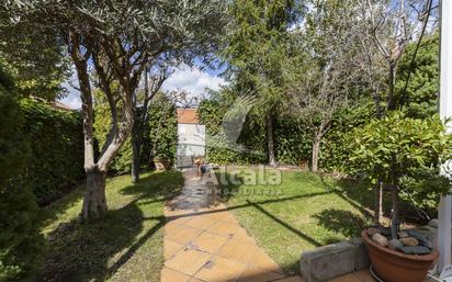 Garden of House or chalet for sale in Alcalá de Henares