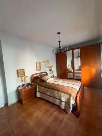 Piso con ascensor en venta en CRISANTEMOS, LOS, imagen 3