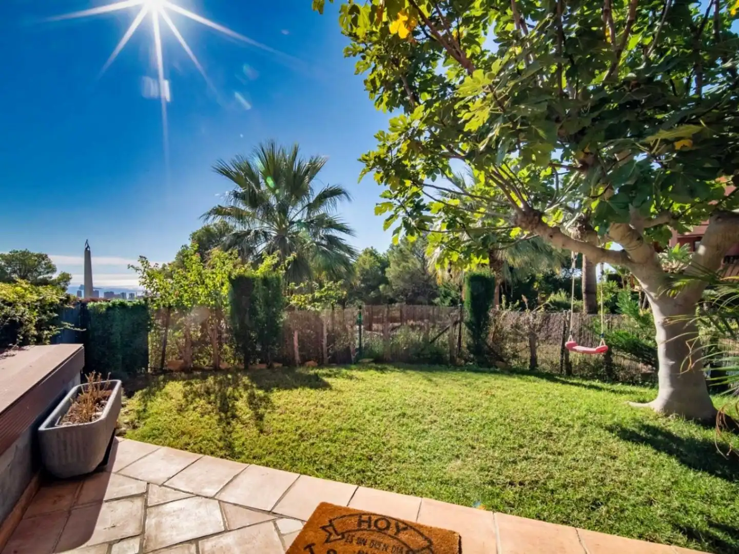 Apartamento con piscina en venta en Golf Bahía, imagen 5
