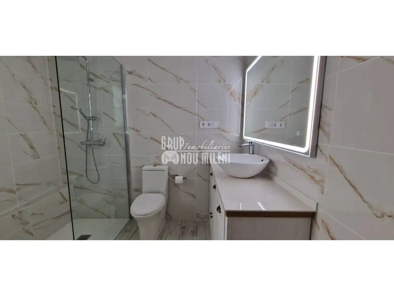 Baño de Piso de alquiler en Massanassa con Aire acondicionado, Calefacción y Terraza