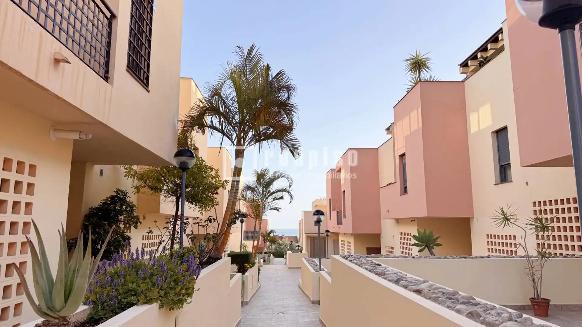 Vista exterior de Casa o chalet en venta en Vélez-Málaga